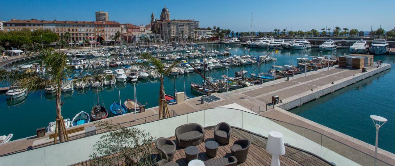 F2 Balcon A 1Minute De La Plage Saint-Raphaël 外观 照片