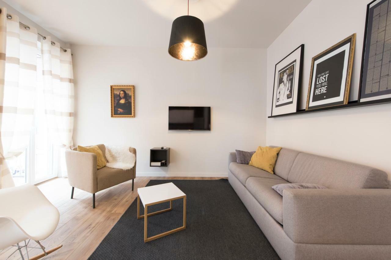 F2 Balcon A 1Minute De La Plage Saint-Raphaël 外观 照片